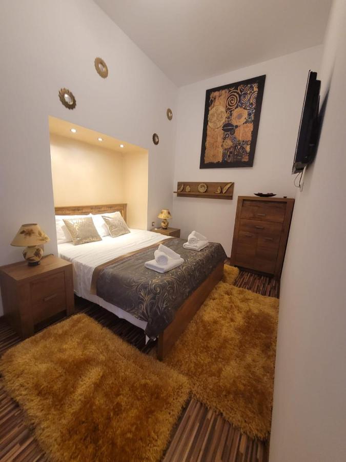 Appartamento City Home Bucarest
